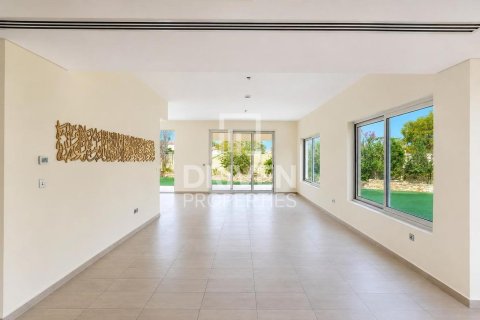 Villa de 4 dormitorios en Jumeirah Park, UAE No. 191536 5