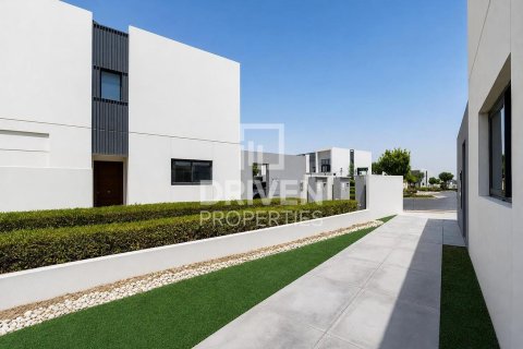 Villa de 4 dormitorios en Villanova, UAE No. 190761 21