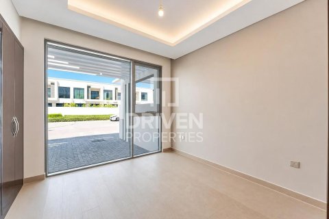 4 bedrooms Townhouse in Trump Estates, UAE No. 199955 14