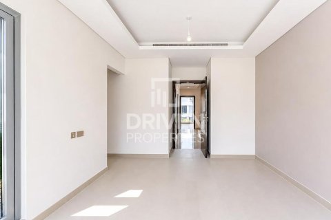 4 bedrooms Townhouse in Trump Estates, UAE No. 199955 15