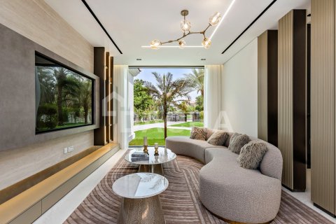 Вилла с 4 спальнями в Jumeirah Islands, ОАЭ №155355 20