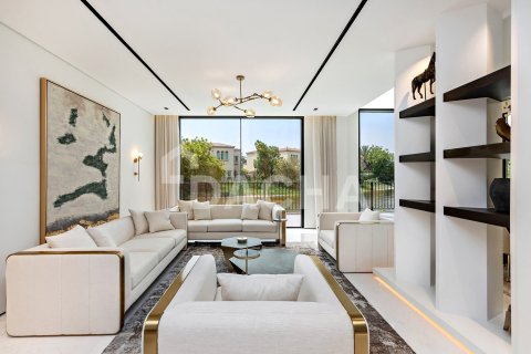 Вилла с 4 спальнями в Jumeirah Islands, ОАЭ №155355 18