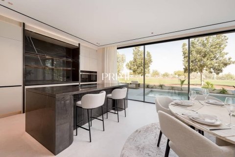 Villa de 5 dormitorios  No. 114363 24