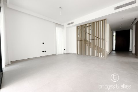 Villa de 4 dormitorios en Dubai, UAE No. 103157 9