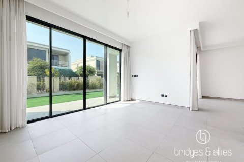 Villa de 4 dormitorios en Dubai, UAE No. 103157 14