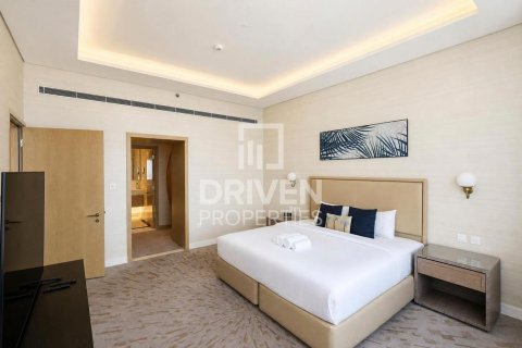 1 bedroom Apartment in The Palm Tower, UAE No. 192230 6