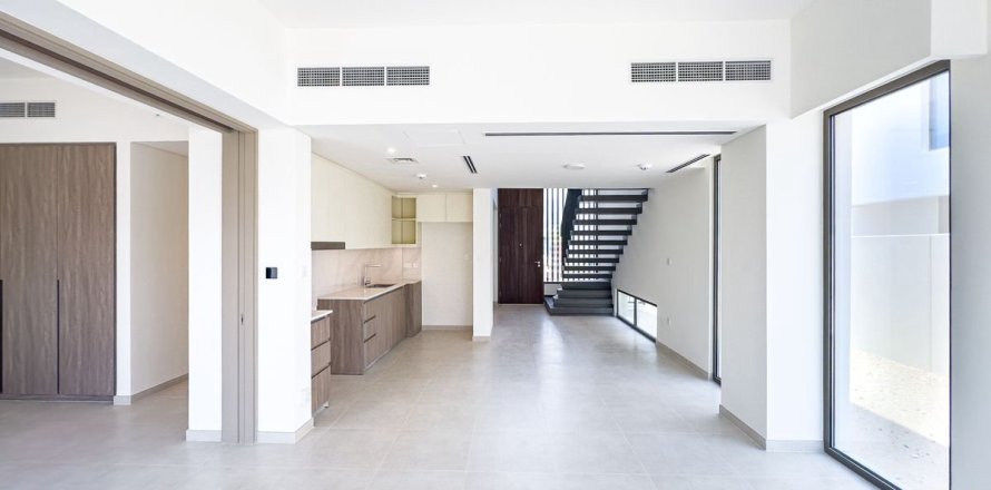 Таунхаус с 4 спальнями №100823