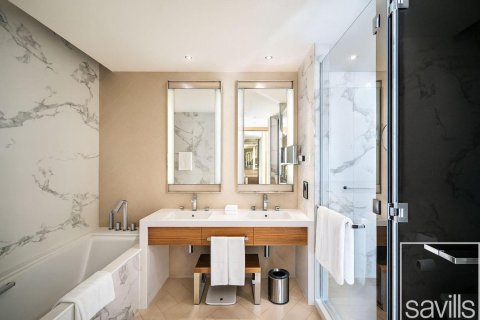 Квартира с 2 спальнями в The Address Residences Dubai Opera, ОАЭ №194653 3