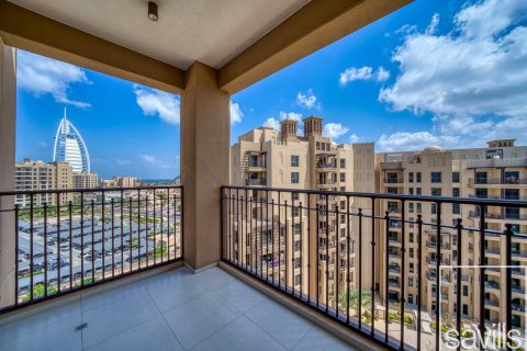 4 bedrooms Apartment in Umm Suqeim 3, UAE No. 194647 3