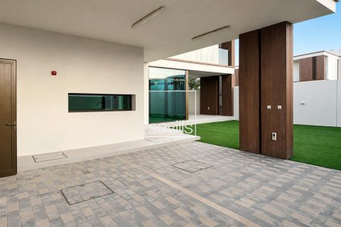 3 bedrooms Townhouse in Abu Dhabi, UAE No. 199194 4