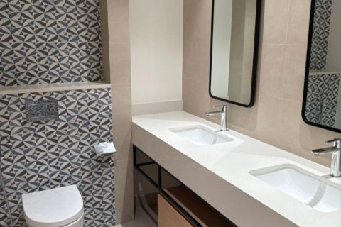 Квартира с 2 спальнями в Mina Rashid, ОАЭ №143972 3