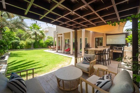 4 bedrooms Villa in Dubai, UAE No. 161070 31