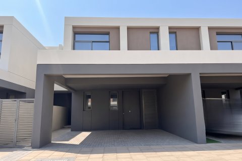3 bedrooms Villa in Dubai South (Dubai World Central), UAE No. 161071