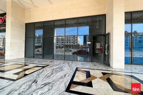 Shop de 92.3m² en Dubai, UAE No. 88937 2