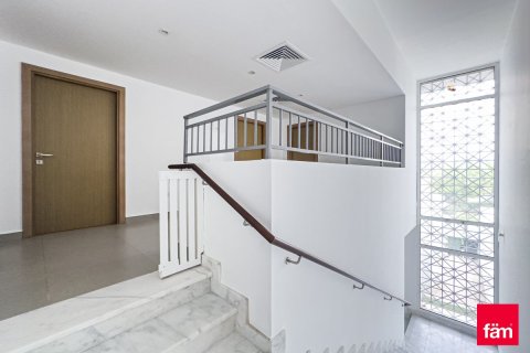 3 bedrooms Villa in Dubai, UAE No. 88960 18