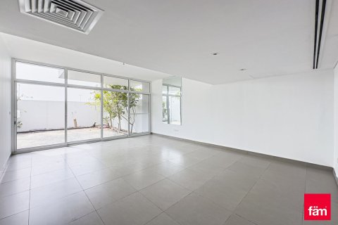 3 bedrooms Villa in Dubai, UAE No. 88960 2