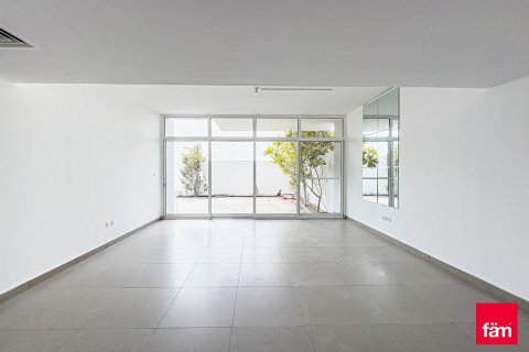 3 bedrooms Villa in Dubai, UAE No. 88960 17