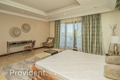 4 bedrooms Villa in Palm Jumeirah, UAE No. 3267 21