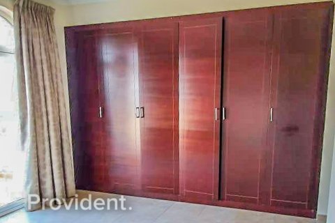 3 غرف نوم فيلا في Jumeirah Park, الإمارات العربية المتحدة رقم 2354 10