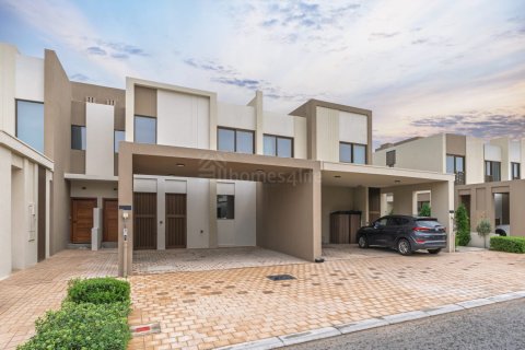 3 bedrooms Townhouse in Villanova, UAE No. 168317