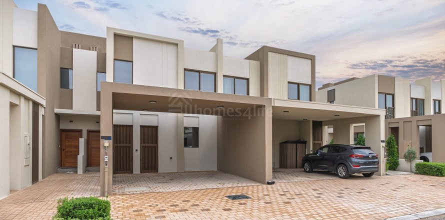 3 bedrooms Townhouse in Villanova, UAE No. 168317