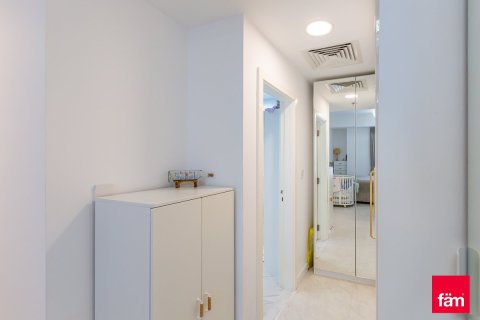 Appartement de 3 chambres à Dubai, UAE No. 144319 8