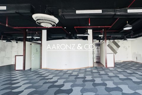 82m² Office in Business Bay, UAE No. 139960 4
