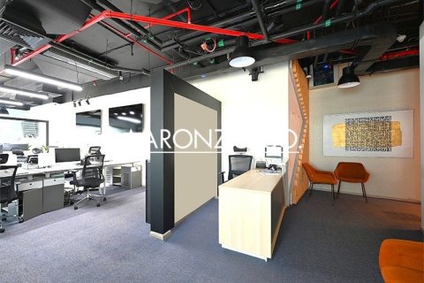 108m² Office in Business Bay, UAE No. 139958 9