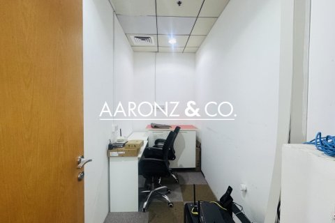 102m² Office in Business Bay, UAE No. 139959 13