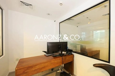 81m² Office in Business Bay, UAE No. 139955 7