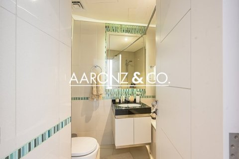 Квартира с 2 спальнями в Damac Heights, ОАЭ №139956 11