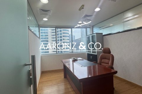 89m² Office in Business Bay, UAE No. 139957 4