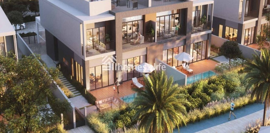 Villa de 5 chambres à Dubai South (Dubai World Central), UAE No. 186119