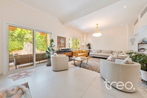 Villa de 3 dormitorios en Meadows, UAE No. 186725 6