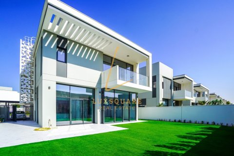 4 bedrooms Villa  No. 131551 2