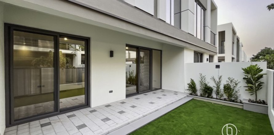 3 bedrooms Villa  No. 131555