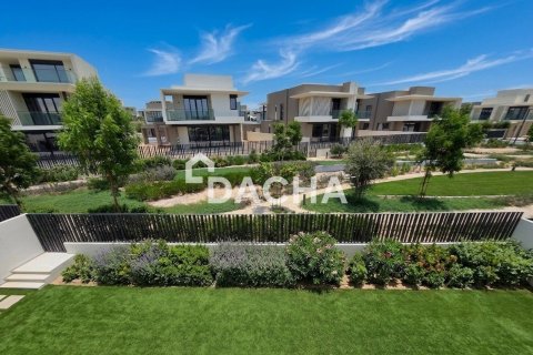 4 bedrooms Villa in Jebel Ali, UAE No. 168887 5