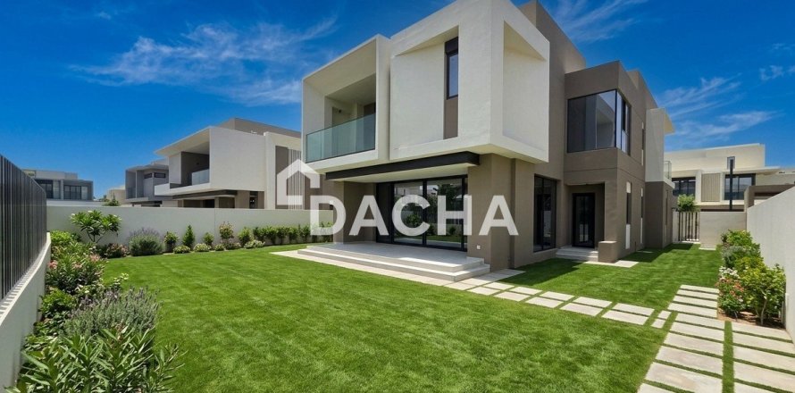 4 bedrooms Villa in Jebel Ali, UAE No. 168887