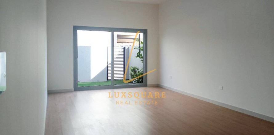 Townhouse de 2 dormitorios No. 127959