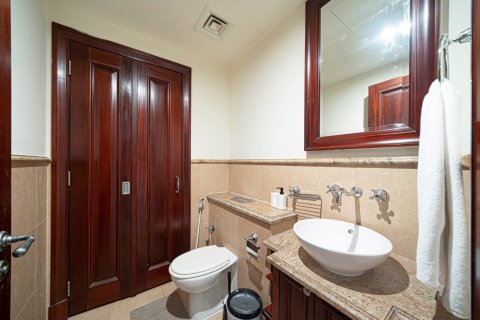 1 bedroom Apartment in Downtown Dubai (Downtown Burj Dubai), UAE No. 199774 3