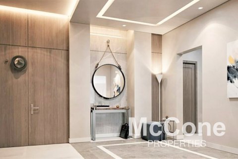 4 bedrooms Villa in Dubai, UAE No. 74286 7