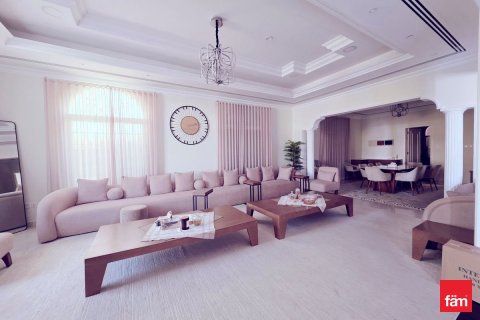 6 bedrooms Villa in Al Barsha, UAE No. 137320 7
