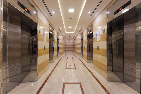 Office de 208m² à Al Majaz, UAE No. 11114 15