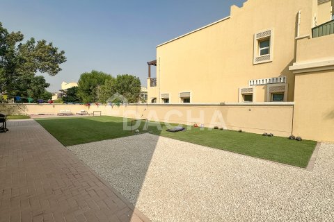Вилла с 2 спальнями в Jumeirah Village Triangle, ОАЭ №155624 5