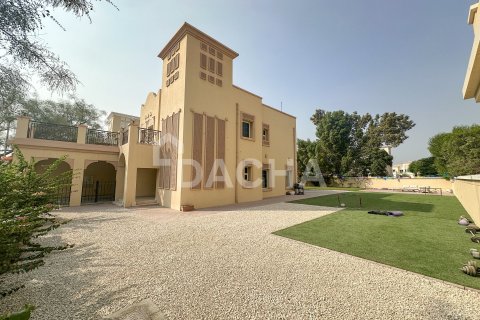 Вилла с 2 спальнями в Jumeirah Village Triangle, ОАЭ №155624 6