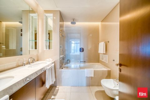 1 bedroom Apartment in Downtown Dubai (Downtown Burj Dubai), UAE No. 143550 14