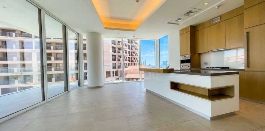 1 bedroom Apartment in Palm Jumeirah, UAE No. 168039