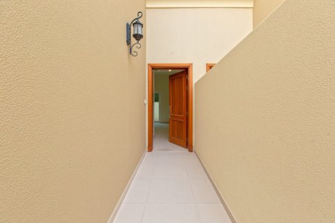 Townhouse de 2 dormitorios en Villanova, UAE No. 151480 9