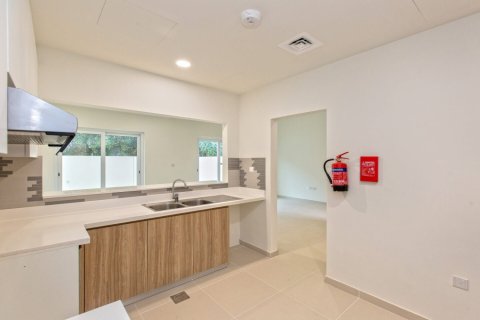 Townhouse de 2 dormitorios en Villanova, UAE No. 151480