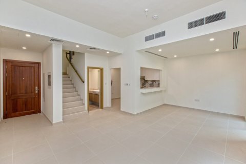Townhouse de 2 dormitorios en Villanova, UAE No. 151480 6